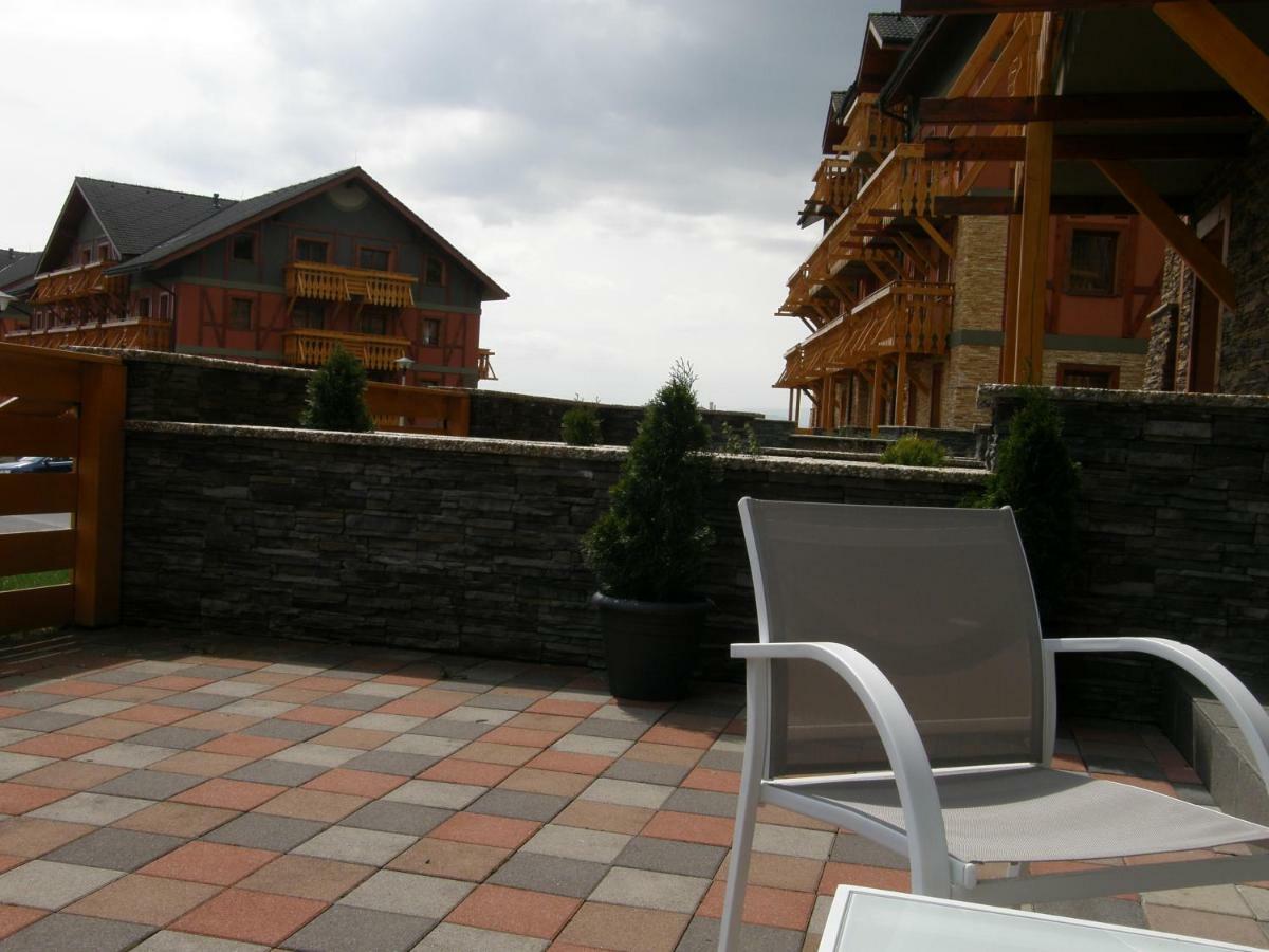 Апартаменты Terezia Tatry - Golf Велька-Ломница Экстерьер фото